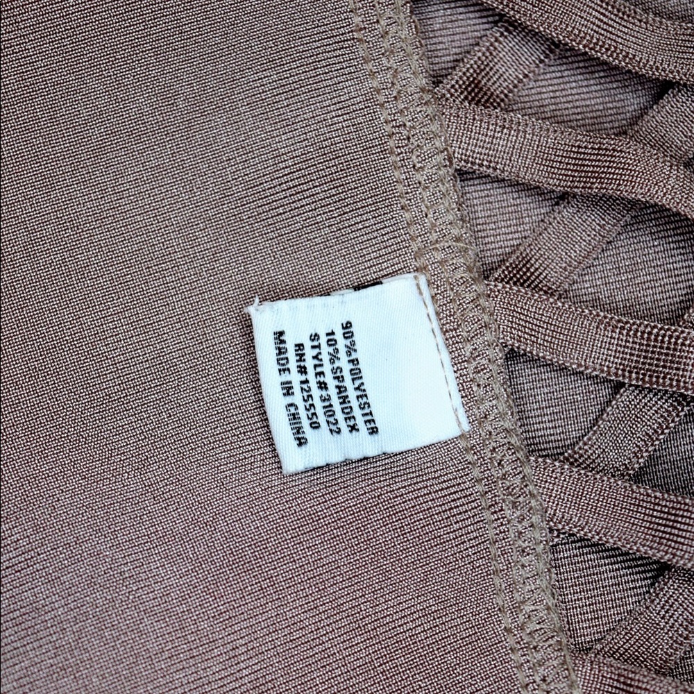 Rose Pink Bondage Midi-Skirt - Picture 4 of 4